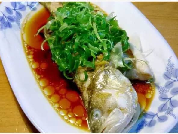 Poisson vapeur au gingembre