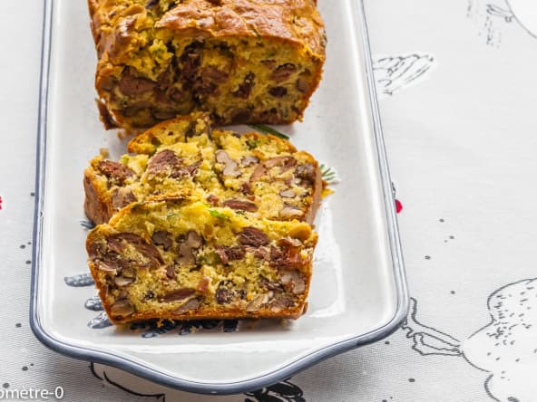 Cake au confit de canard et aux noix