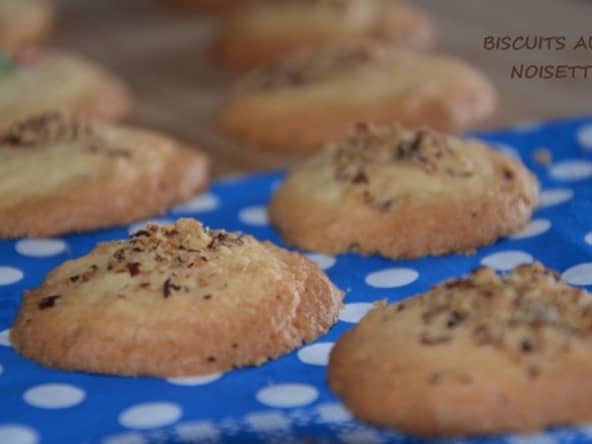 Biscuits aux noisettes en poudre