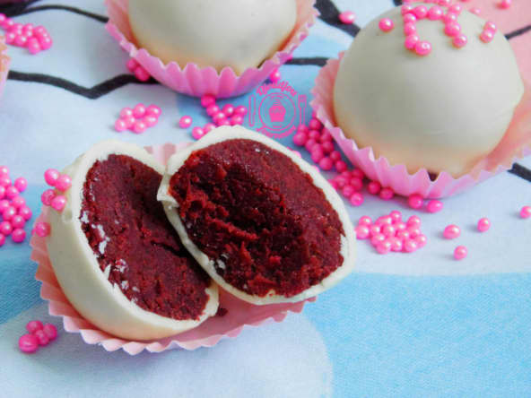Red velvet cake pops fondants et gourmands