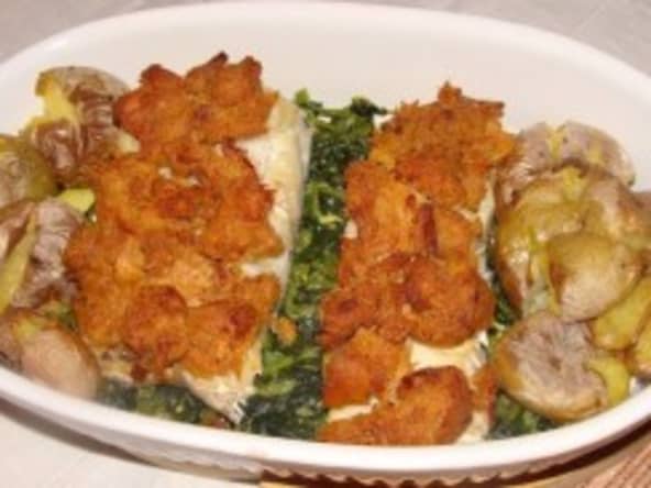 Morue sur lit de verts de navet et croûte d’alheira portugaise