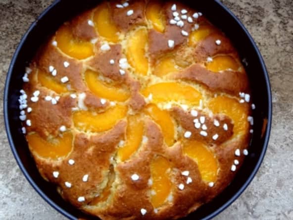 Gâteau au mascarpone pêches et amandes