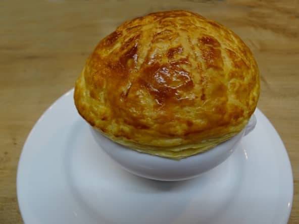 Velouté d'artichaut en cocotte lutée et haddock fumé