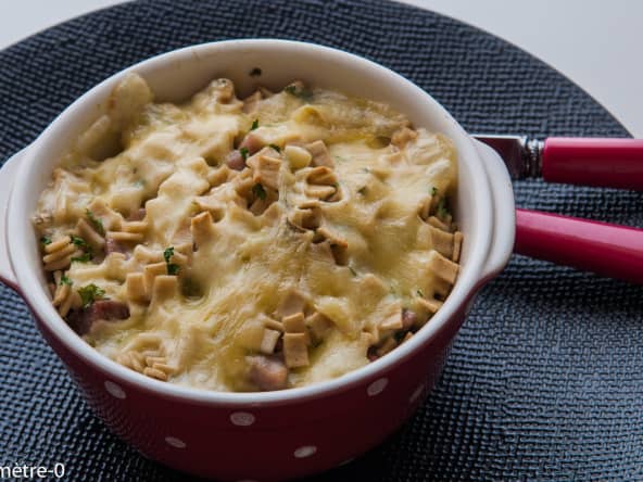 Gratin de crozets au jambon fumé et à la tomme