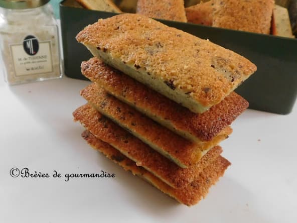 Financiers aux pépites de chocolat et wasabi