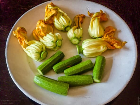 Fleurs de courgettes en tempura
