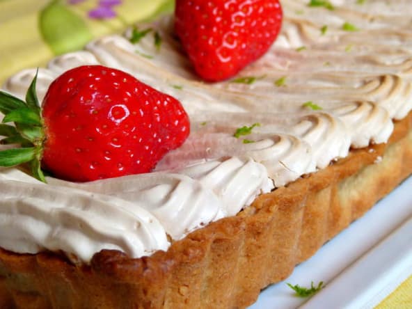 Tarte aux fraises meringuée
