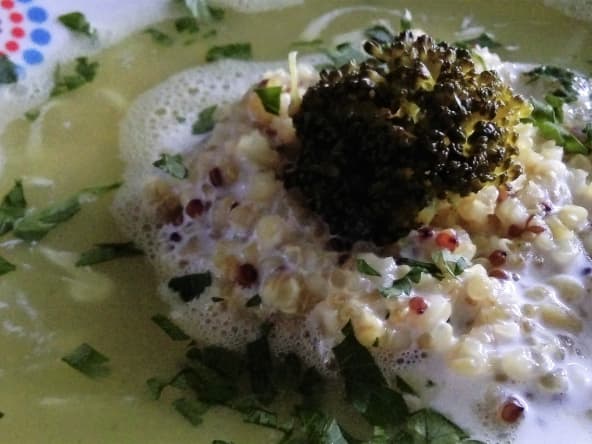 Mélange quinoa boulgour au bouillon de brocoli au multicuiseur Philips