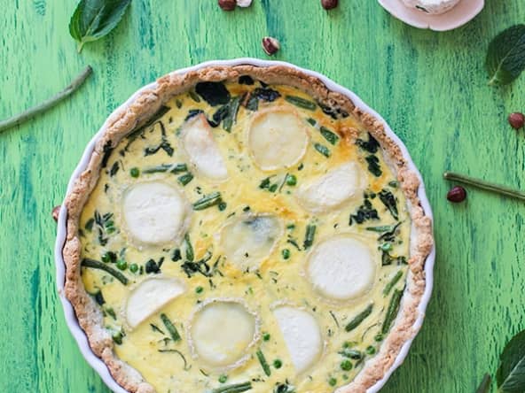 Quiche aux légumes verts et chèvre, pâte sablée à la noisette