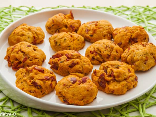 Cookies au chorizo, jambon et tomates confites