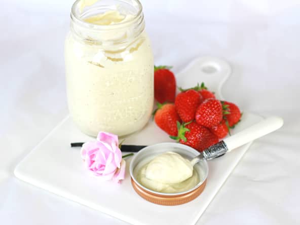 Faire sa chantilly en 2 minutes chrono avec un bocal