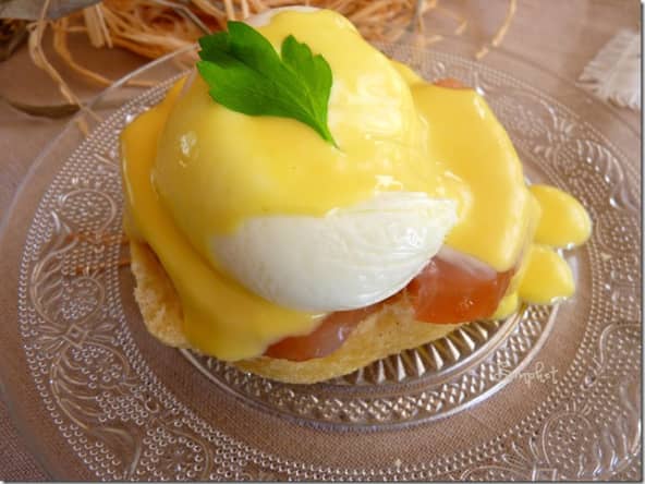 Oeuf bénédictine au marlin fumé