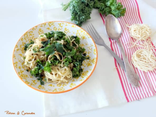 Nouilles à la rhubarbe et au kale