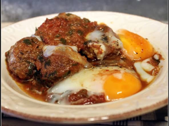 Tajine Kefta de boeuf aux oeufs