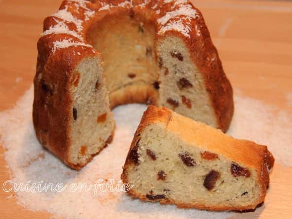 Kouglhof exotique au lait de coco