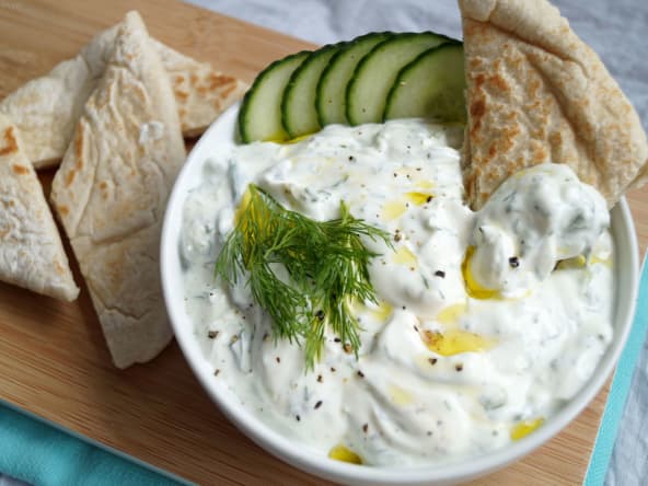 Tzatziki grec authentique : incontournable l'été