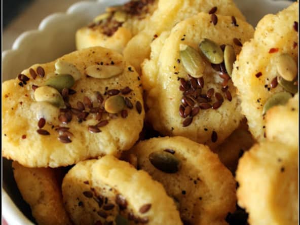 Sablés apéro au comté et parmesan , graines de lin et de courge