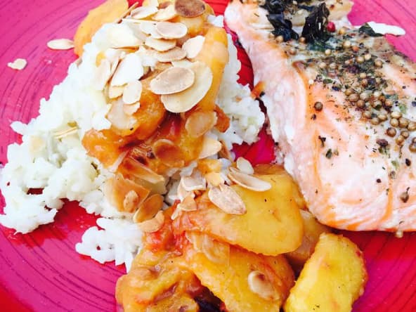 Pavés de saumon à l’origan et aux nectarines rôties