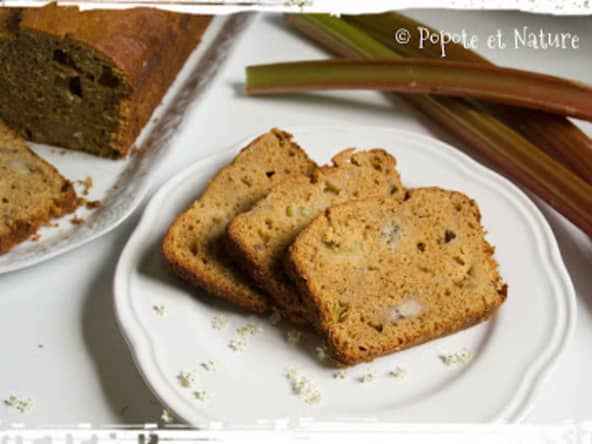 Banana bread à la rhubarbe vanillée