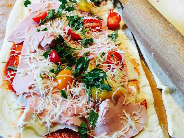 Pizzas roulées spéciales