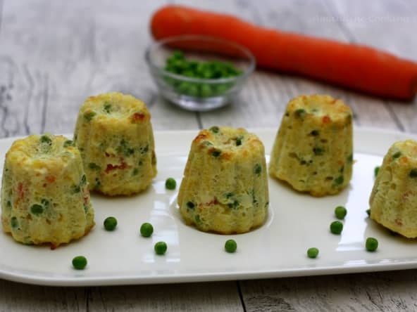 Gâteau de riz salé aux petits-pois et carotte
