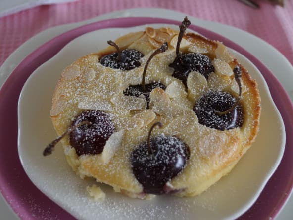 Clafoutis aux cerises et aux amandes