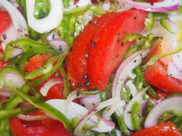 3 délicieuses salades de tomates toutes simples