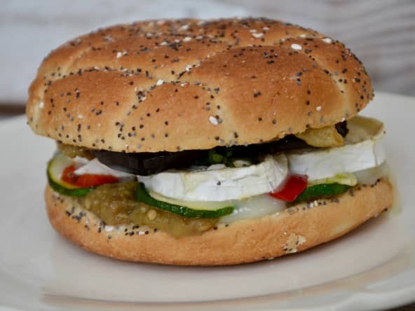 Burger végétarien aux légumes du soleil