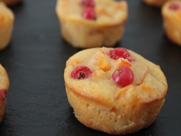 Financiers abricots et groseilles