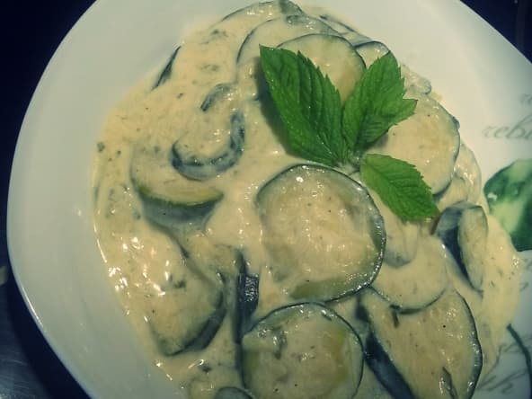 Courgettes mijotées à la menthe