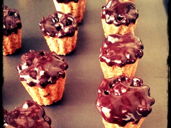 Bouchées de flocons d'avoine miel, caramel, chocolat