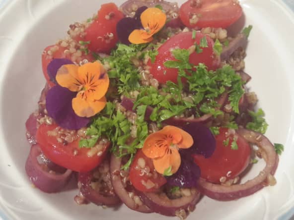 Boulghour en salade oignons rouges et tomates cerises