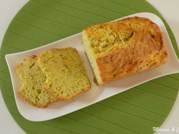 Cake à la ricotta, herbes fraîches et huile de pistache