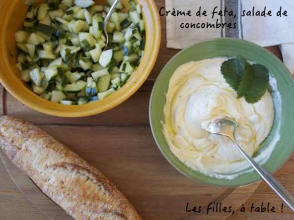 Salade de concombres, menthe et crème de feta