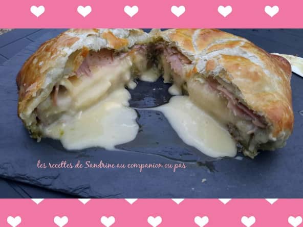 Camembert en croûte, jambon, pesto à l'ail des ours