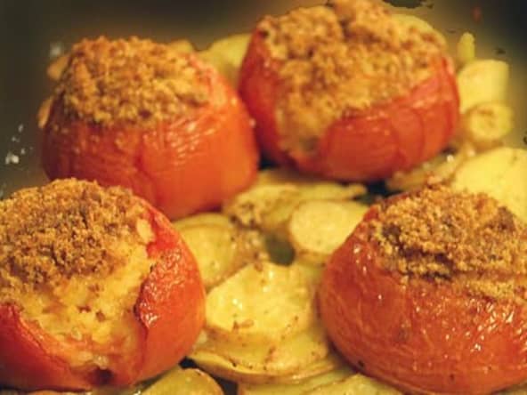 Tomates farcies à la purée, au jambon, Vache Qui Rit et fines herbes