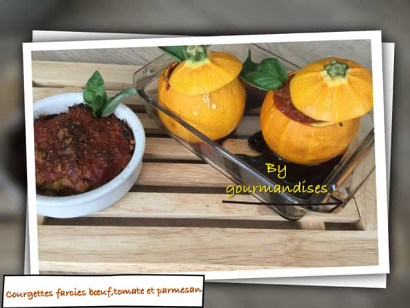 Courgettes farcies bœuf, tomate, parmesan