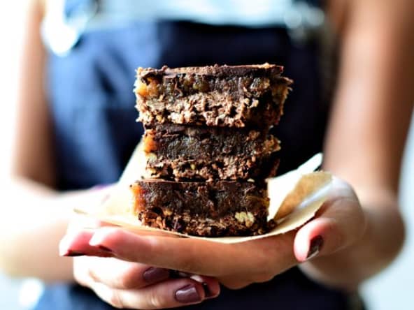 Barres de granola au chocolat et caramel de banane
