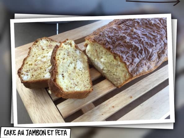 Cake au jambon et à la feta