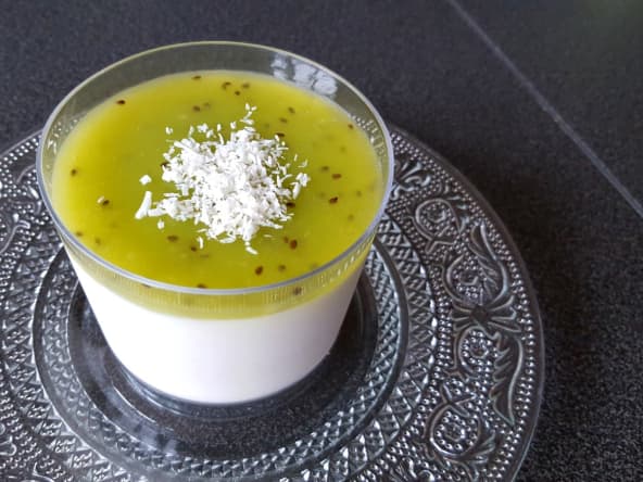 Panna cotta noix de coco et kiwi