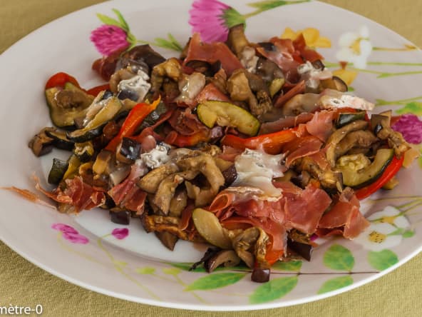 Légumes d'été rotis au four à l'italienne