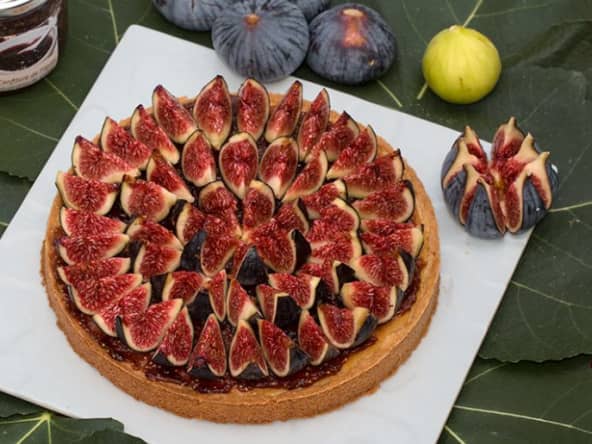 Tarte amandine aux figues crues