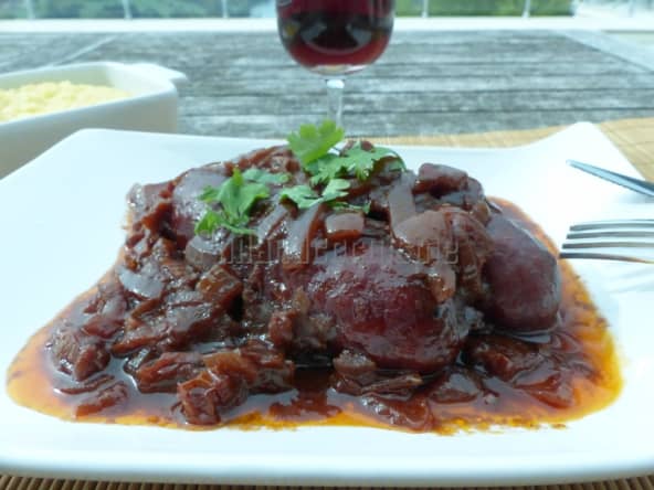 Diots de Savoie sauce aux tomates séchées et au vin rouge