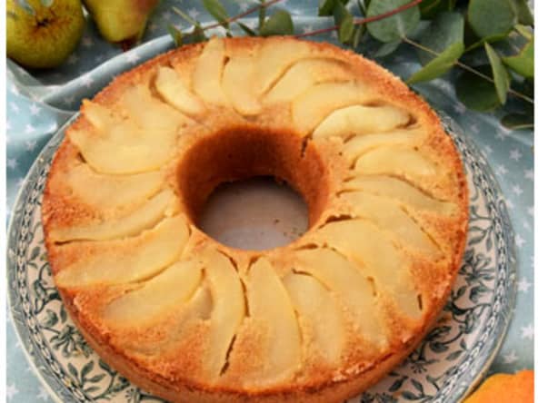 Gâteau au yaourt revisité aux poires et sarrasin