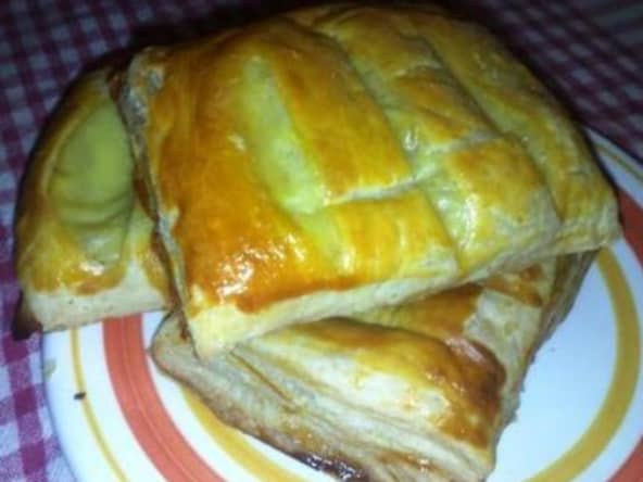 Feuilletés à la crème pâtissière vanillée