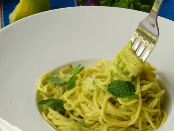 Sauce légère à l'avocat pour spaghettis