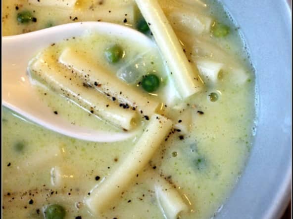 Avgolemono , soupe de pâtes grecque