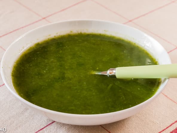 Soupe aux fanes de radis