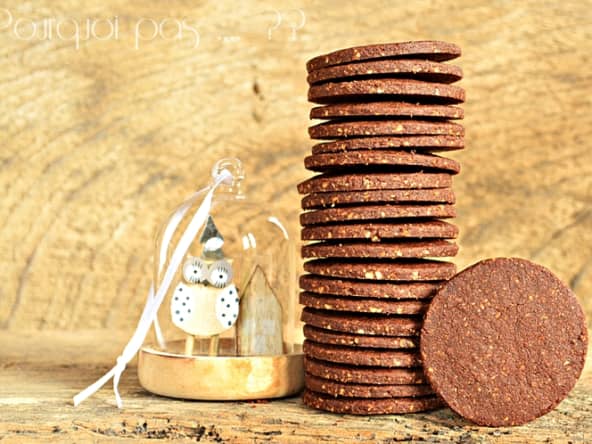 Sablés chocolat, noisettes, fève tonka