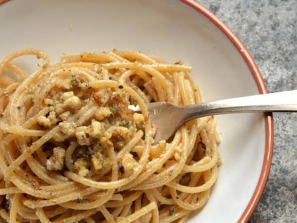 Pâtes au délicieux pesto de noix